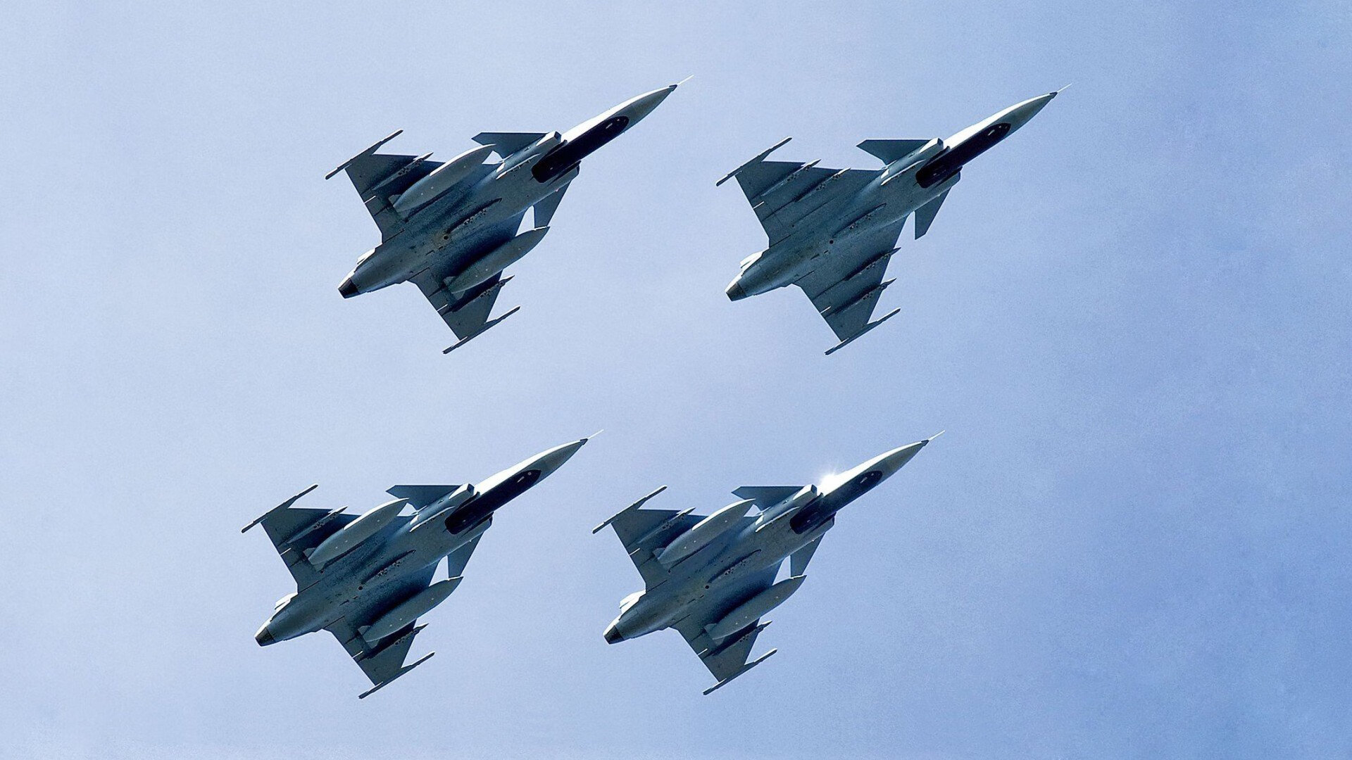 爱游戏官网-200蝶泳冠军前100米配速略快策略见效,蝶泳200米纪录